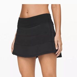 LIKE NEW Lululemon Pace Rival Mid Rise Skirt Tall